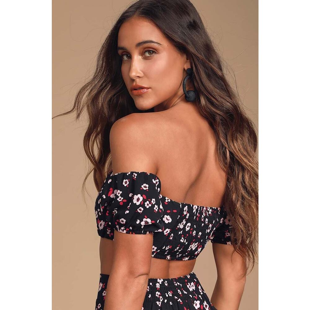 NWT Lulus Floral 2 Piece Set Large Off Shoulder Crop Top Ruffle Culottes - Picture 3 of 15